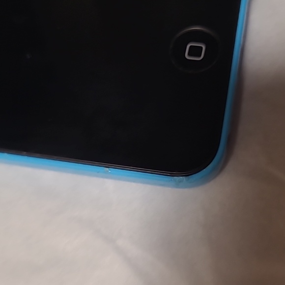 Apple iPhone 5c Model a1532 Blue - Picture 6 of 7